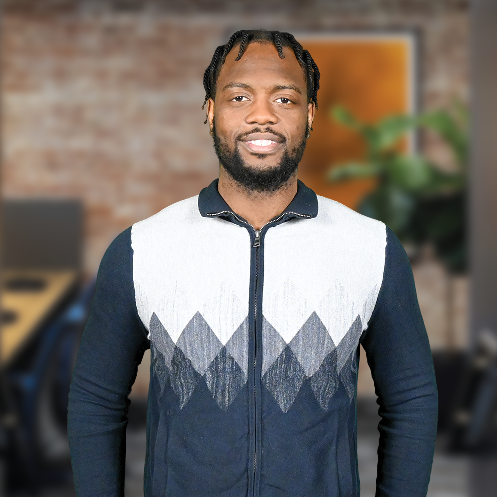 Steve Tagheu Headshot