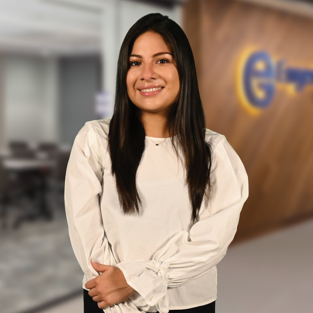 Ariana Parra Headshot